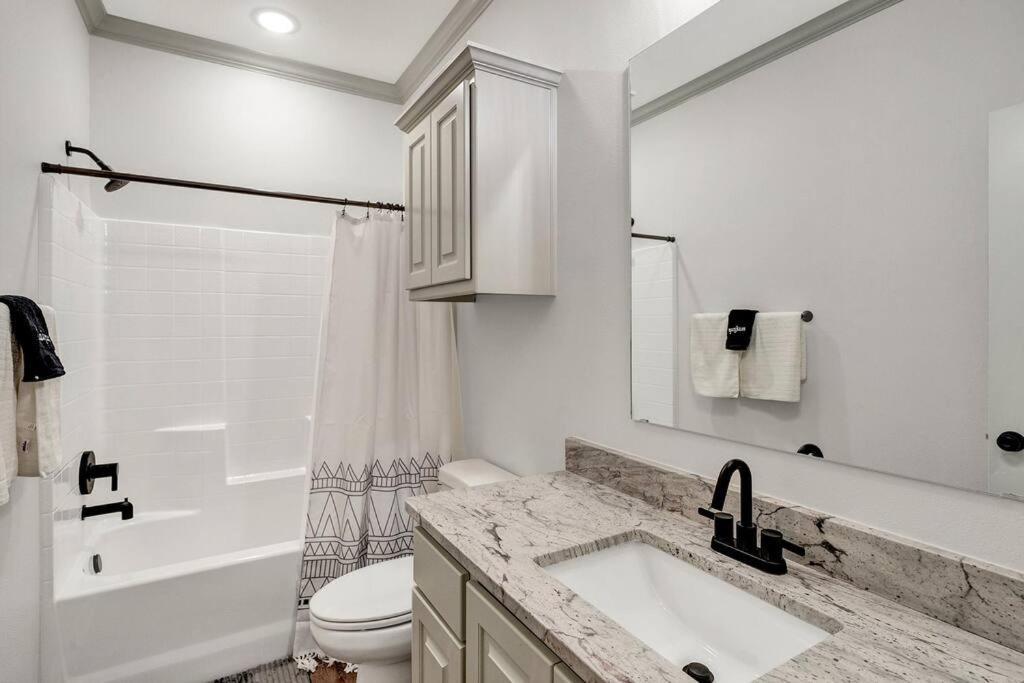 Alamo Luxury Living Up To 11 Vila Tyler Exterior foto