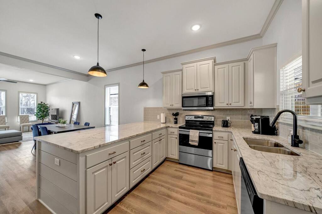 Alamo Luxury Living Up To 11 Vila Tyler Exterior foto